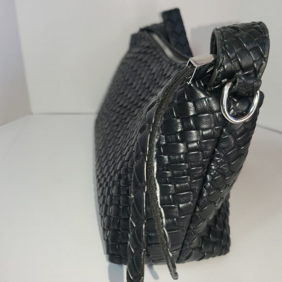 Crossbody Leather woven purse detachable strap lined inside pockets - Picture 2 of 12